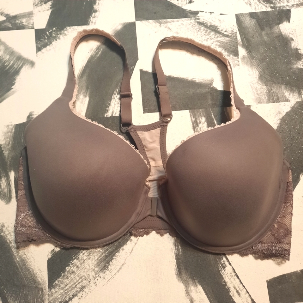 NWOT Gray & Lace Body by Victoria's Secret Racerback Demi 36DD or 36E